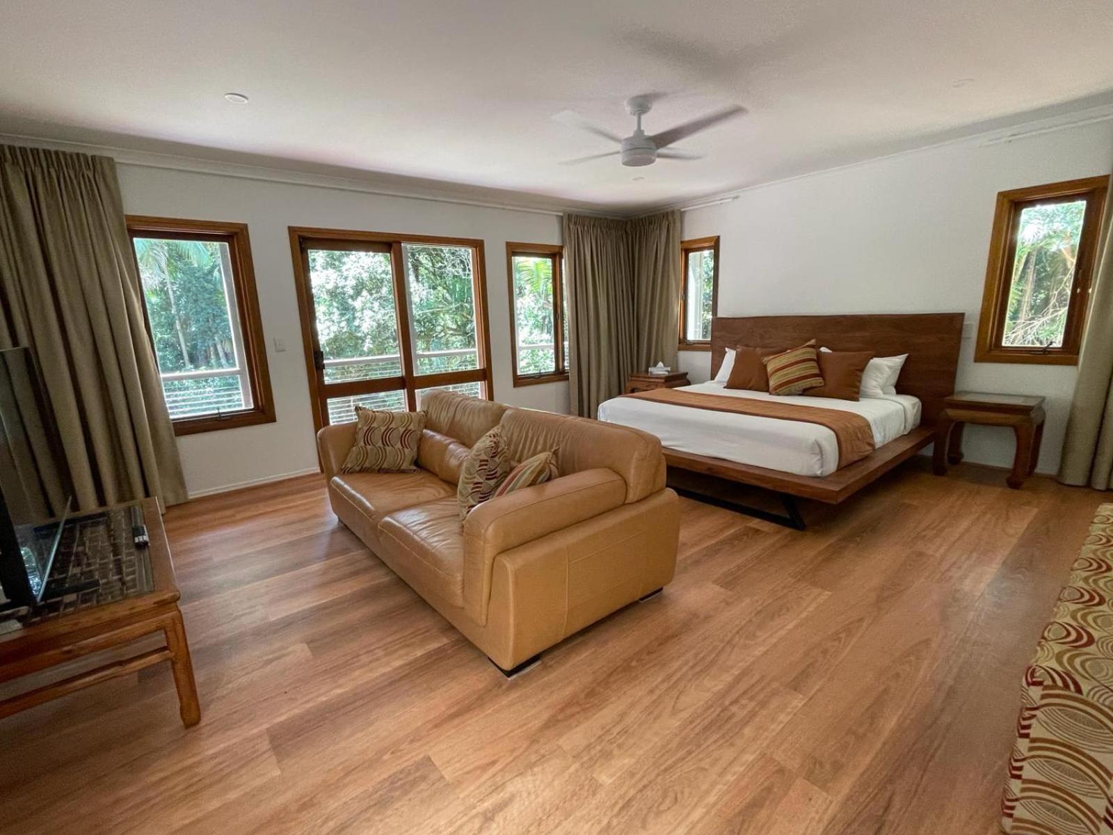 Bed & Breakfast Pethers Rainforest Retreat Mount Tamborine