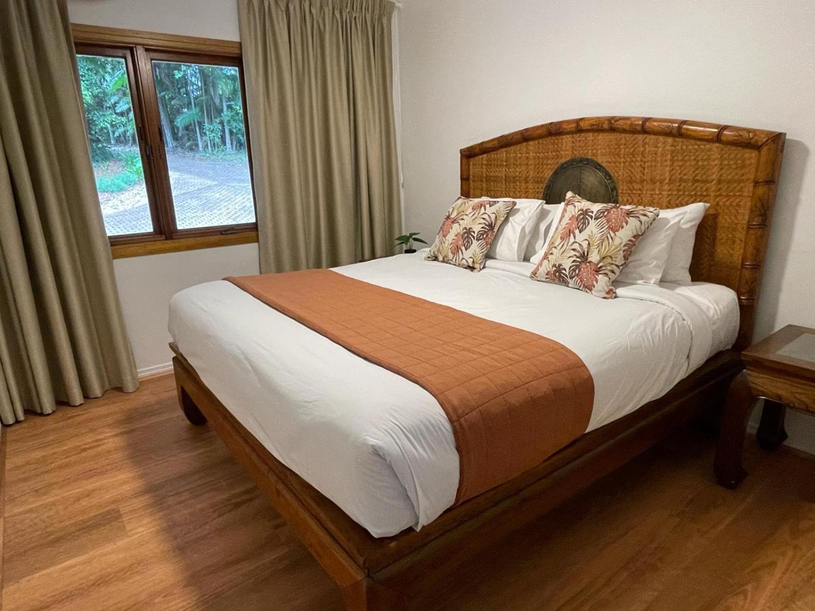 Pethers Rainforest Retreat 5* Mount Tamborine
